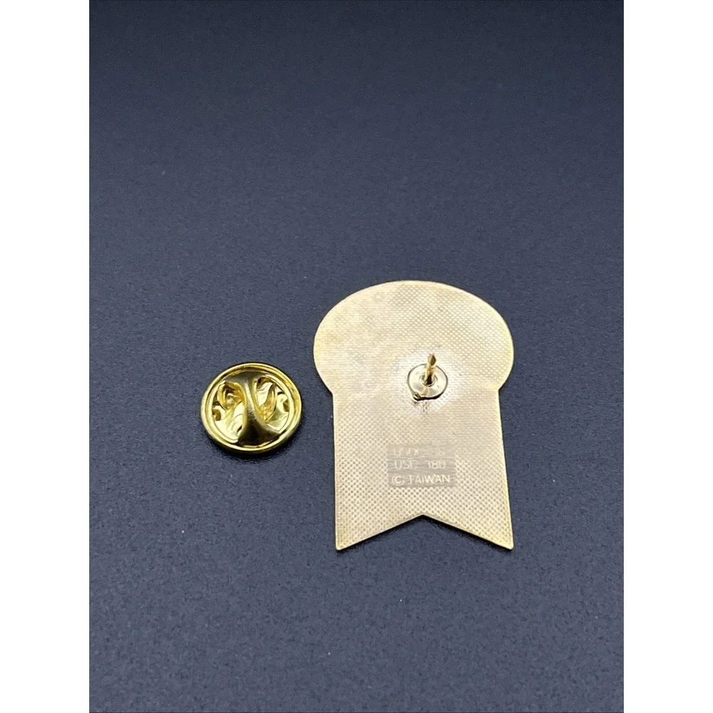 Vintage Olympic Games Earth‎ Grains Team USA Sponsor Lapel Hat Pin